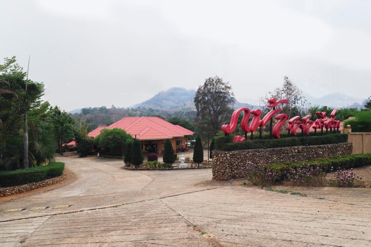 Oyo 758 Phufatara Resort Ban Mae Khachan Экстерьер фото