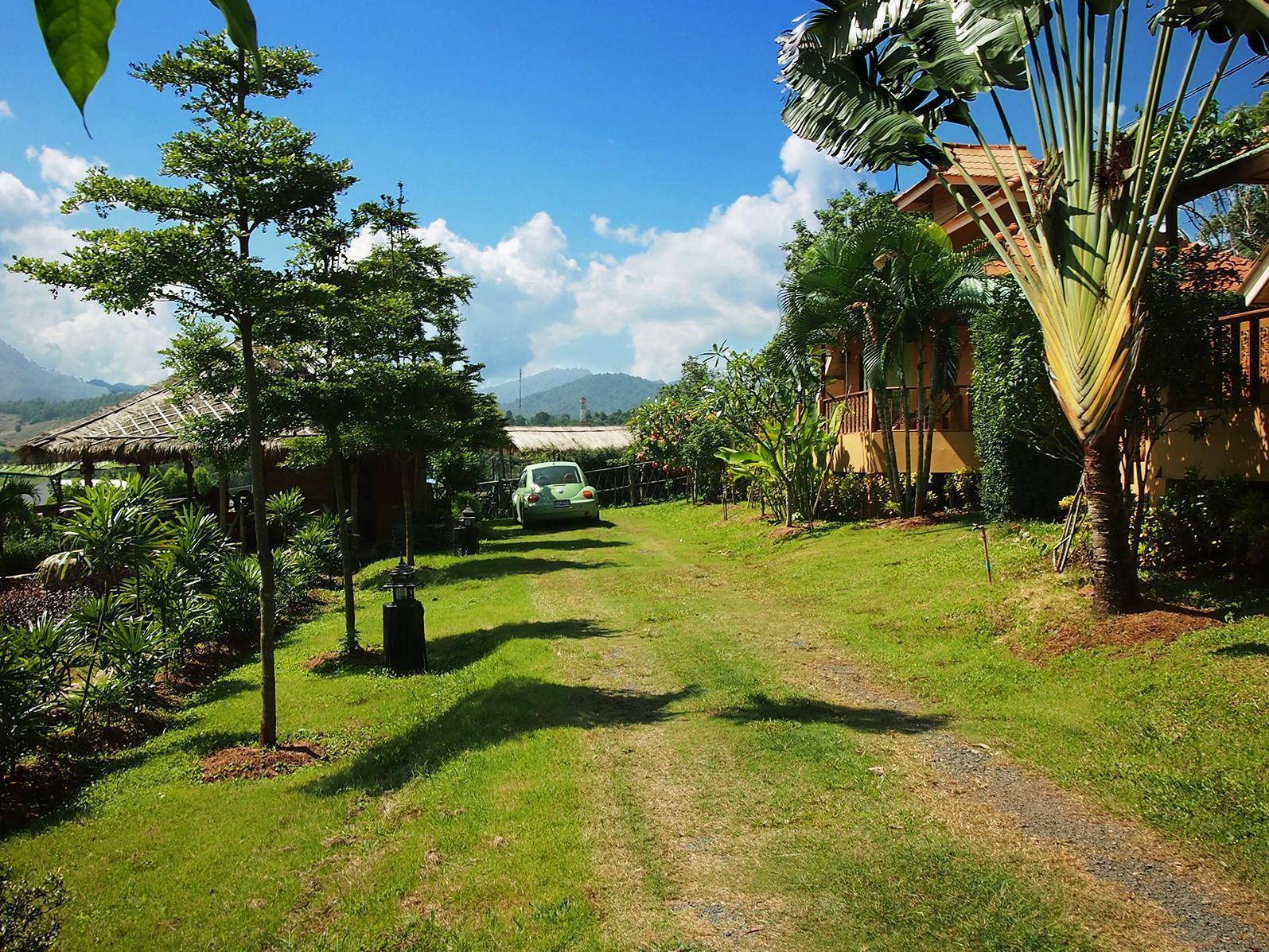 Oyo 758 Phufatara Resort Ban Mae Khachan Экстерьер фото